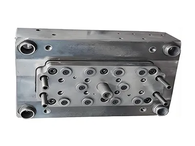 Moldes de precisión aeroespacial